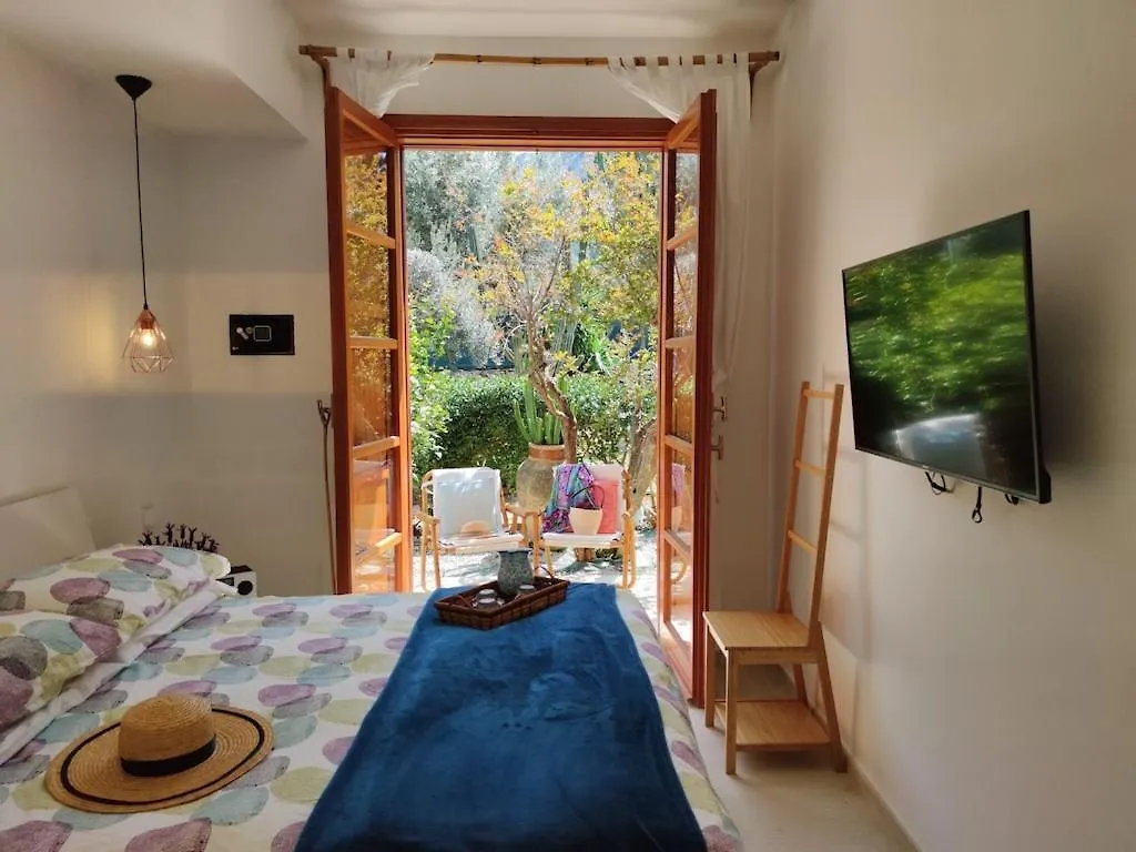 Calarossa Bay Pool Villa: Adults-Only Retreat with Private Heated Pool Terrasini Villa
